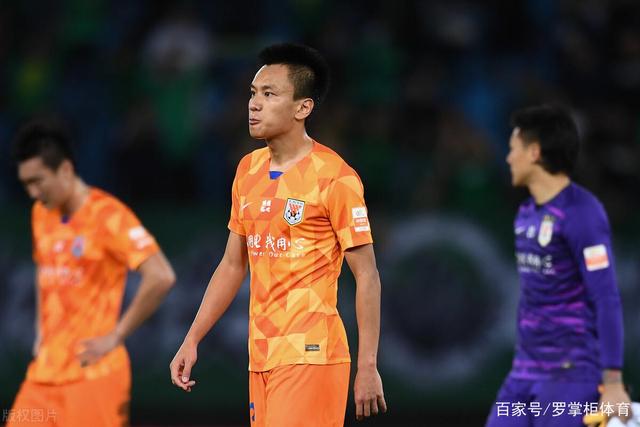 恩比德职业生涯总薪资超过5亿 比肩詹库杜乔治