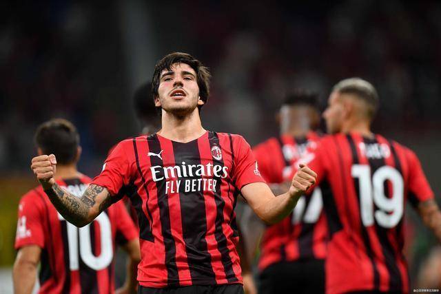 蒂亚戈-席尔瓦探营切尔西：非常高兴再相遇